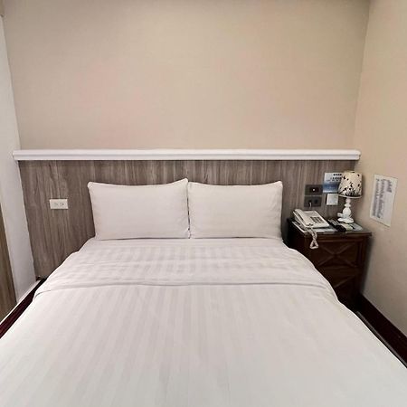 Migo Hotel Taichung Exterior foto